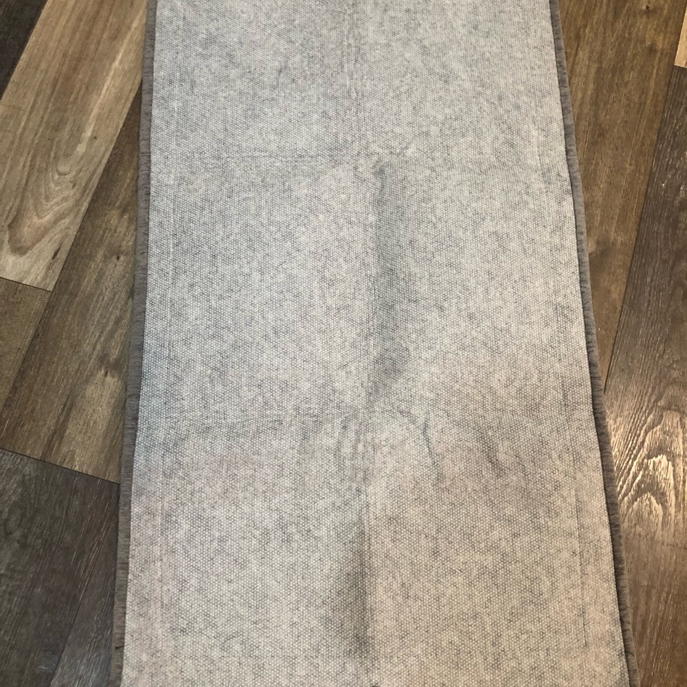 Multi Colored Accent Throw Rug 39 x 23 kitchen , bath, living room. - Picture 6 of 7